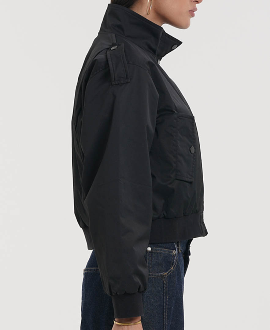 ژاکت کراپ زنانه